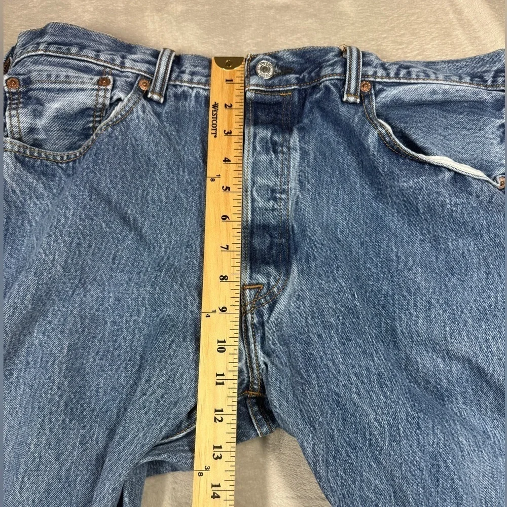 Levi’s Men’s 501 Original Fit 100% Cotton Button Fly Denim Blue Jeans Size 38